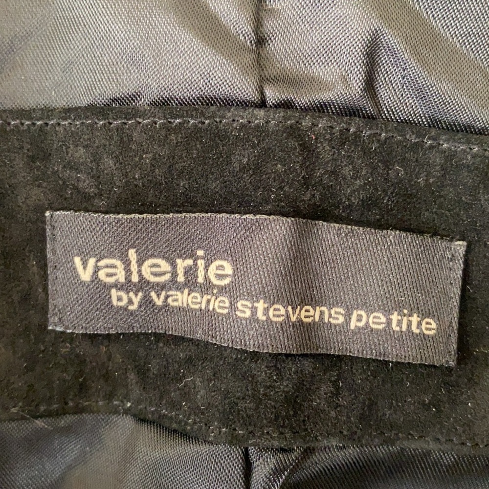 Leather jacket - Picture 3 of 4
